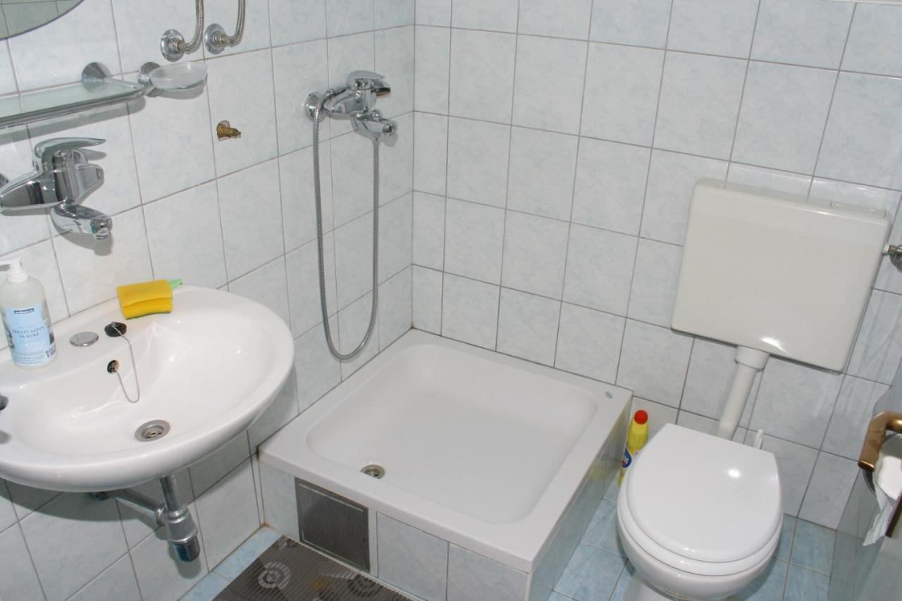 Apartments By The Sea Podgora, Makarska - 518 المظهر الخارجي الصورة