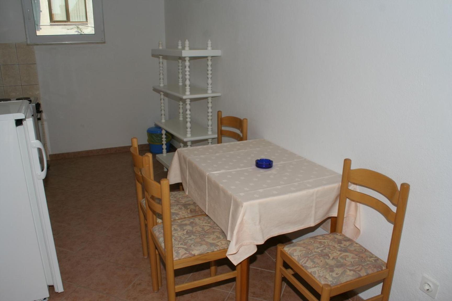 Apartments By The Sea Podgora, Makarska - 518 الغرفة الصورة