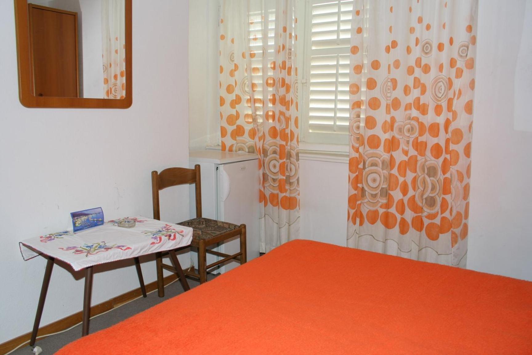 Apartments By The Sea Podgora, Makarska - 518 الغرفة الصورة